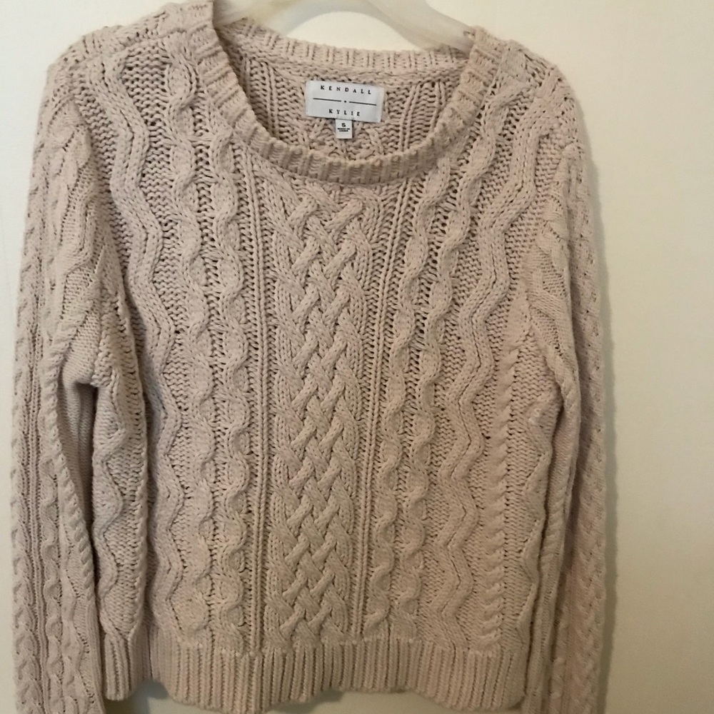 Kendall & Kylie sweater
